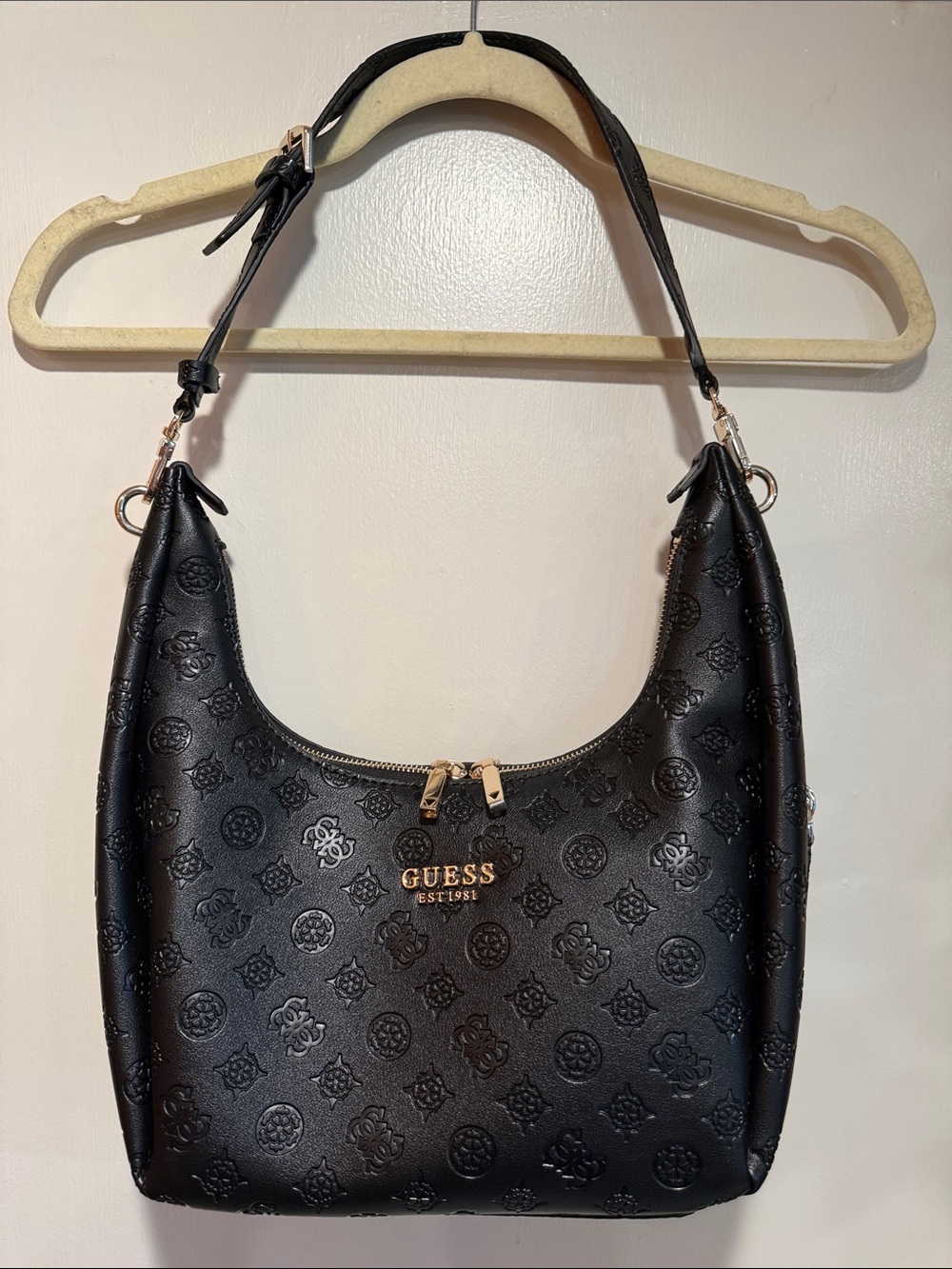 GUESS Phoebe 4G debossed-logo shoulder bag